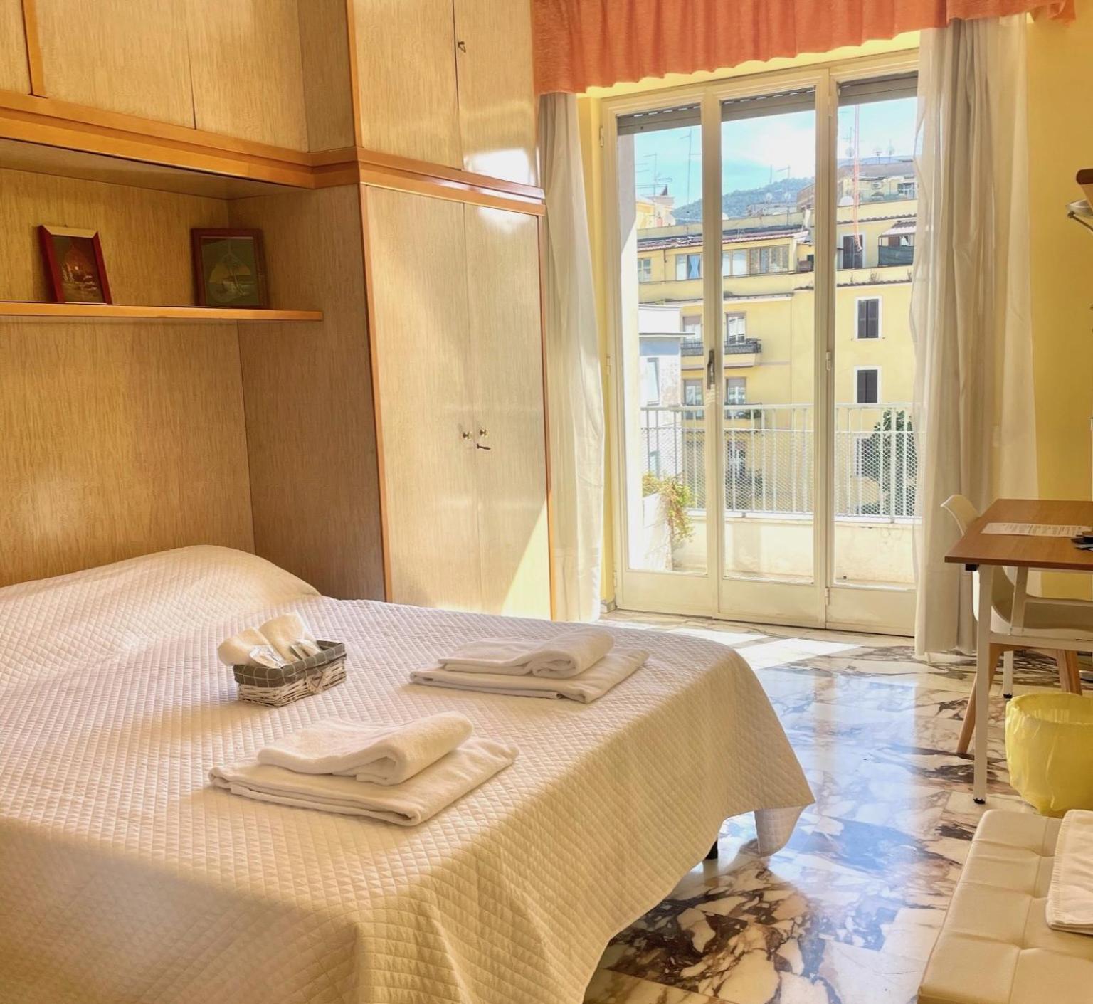 Le Ville Tivoli - Suites, Tivoli City Center! Экстерьер фото